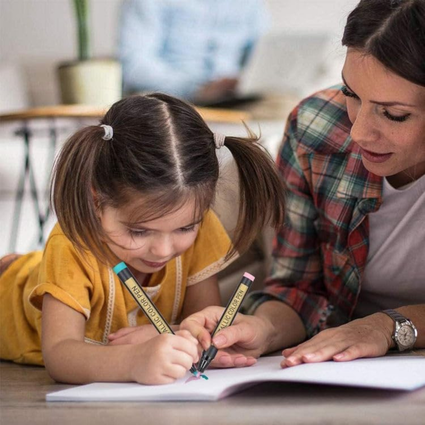 10 Metallic Color Marker, Calligraphy Paint Pens for Art & Craft Supplies(Large)